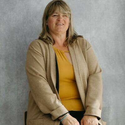Photo of Cathy Collins-Poce