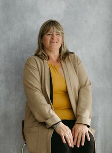 Photo of Cathy Collins-Poce