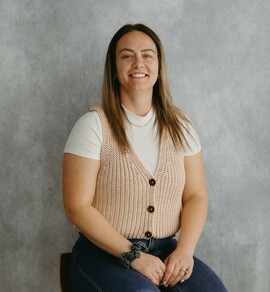 Photo of Nicole Neufeld